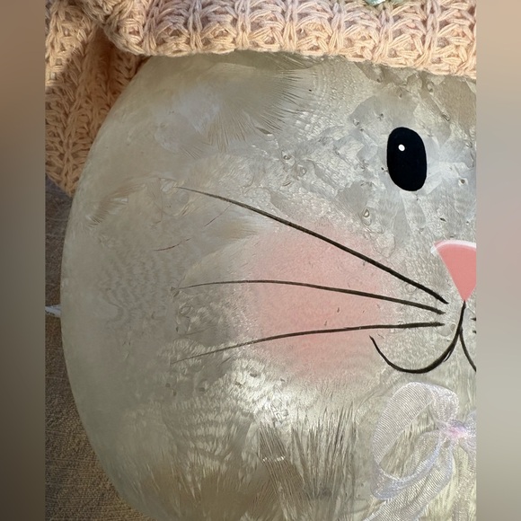 Easter rabbit bunny lighted decoration, frosted glass, Stony Creek, NWT - Picture 8 of 14